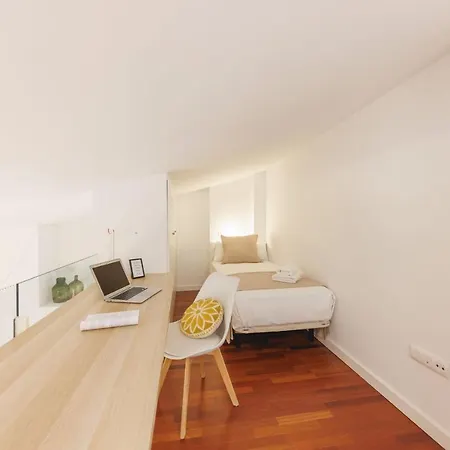 Bravissimo Placa Catalunya 2-1, Duplex ジローナ