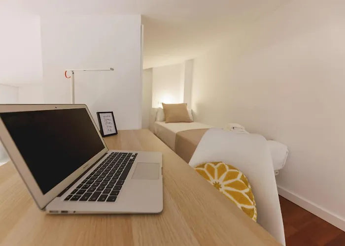 Bravissimo Placa Catalunya 2-1, Duplex *