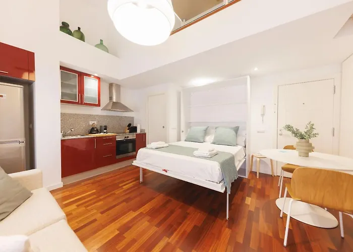 Bravissimo Placa Catalunya 2-1, Duplex * Girona